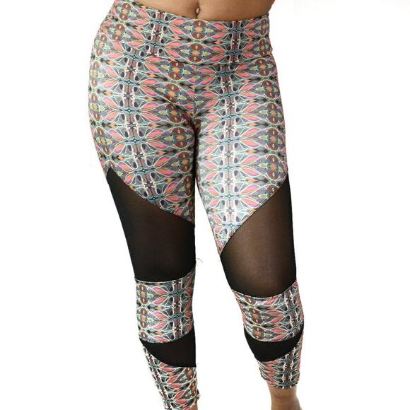 Onzie Leggings Mosaic Kaleidoscope Print Capri Mid Rise Sheer Active Size Medium - Picture 8 of 13